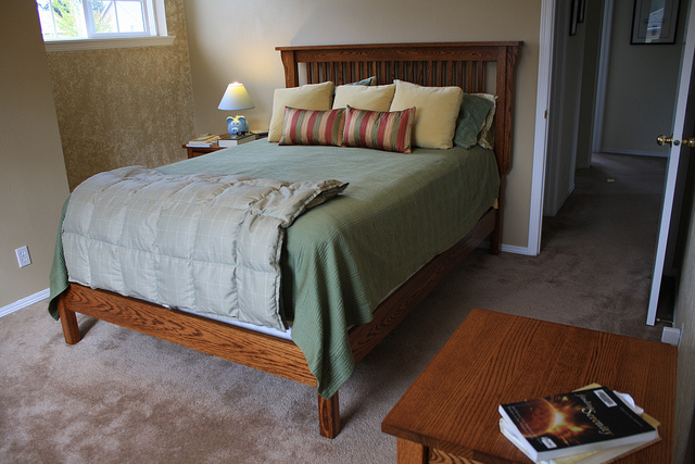 Tufted Velvet King Bed
